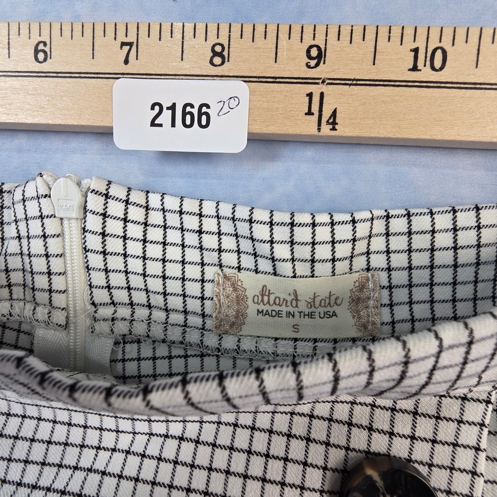 Altar'd State Womens Black White Grid Plaid Wrap Front Button Skort Size Small - Picture 2 of 6